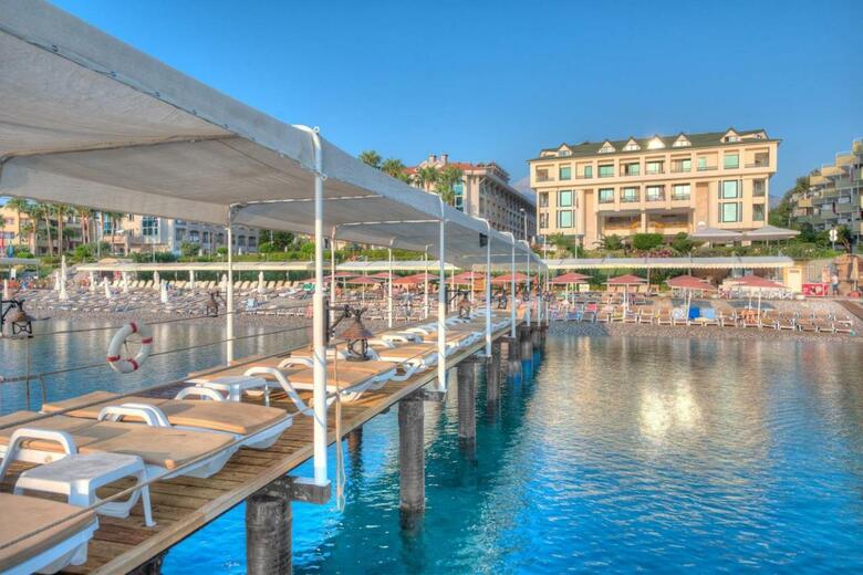 Hotel Golden Lotus
