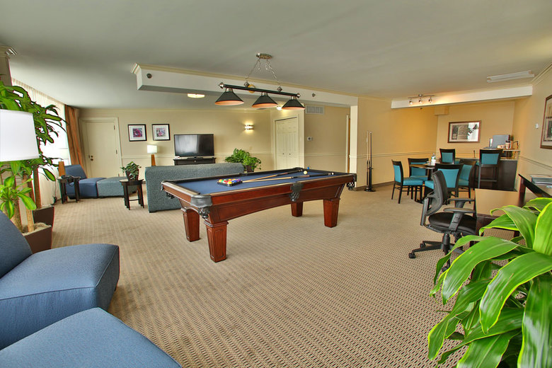 Radisson Hotel Valley Forge (.)
