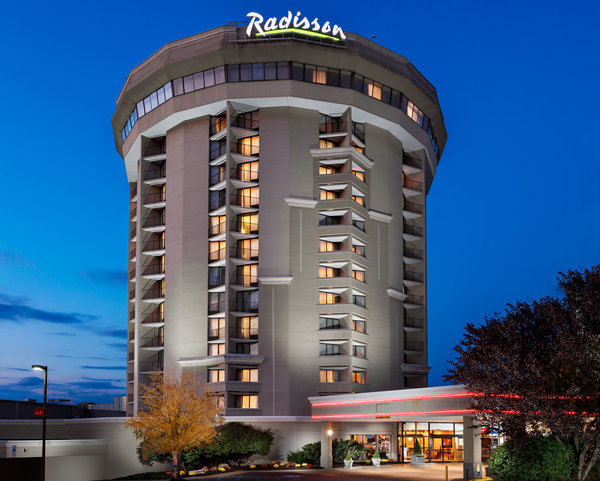 Radisson Hotel Valley Forge (.)