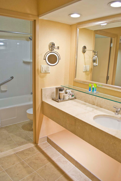 Radisson Hotel Valley Forge (.)