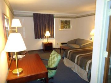 Hotel Howard Johnson Inn