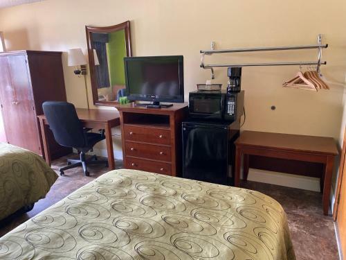 Motel Budget Host Inn - Baxley