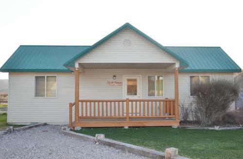 Lodge Sleepy J Cabins