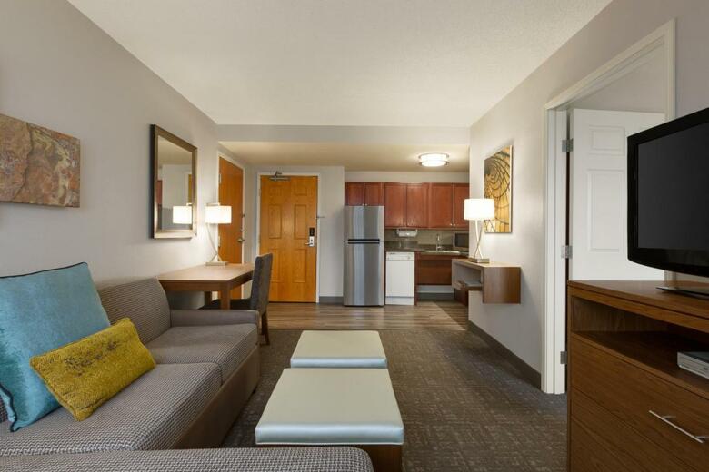 Hotel Staybridge Suites Tampa East- Brandon