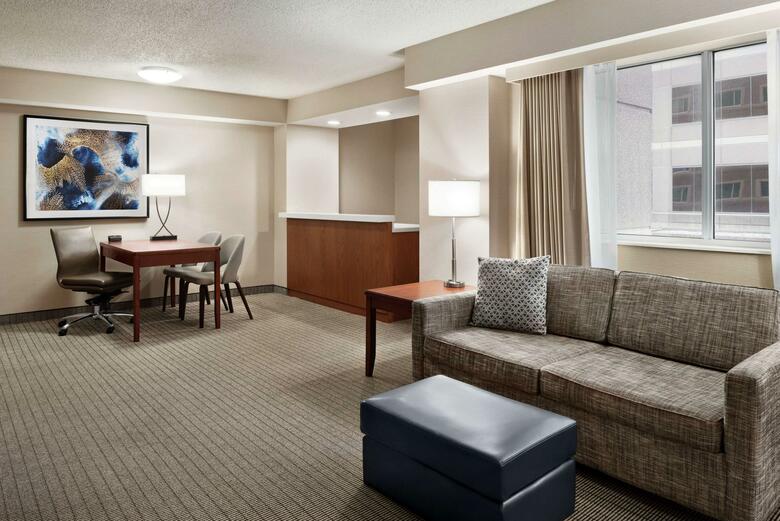 Hotel Embassy Suites Cincinnati - Rivercenter