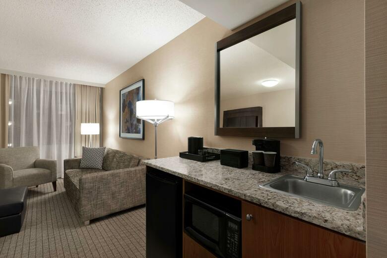 Hotel Embassy Suites Cincinnati - Rivercenter