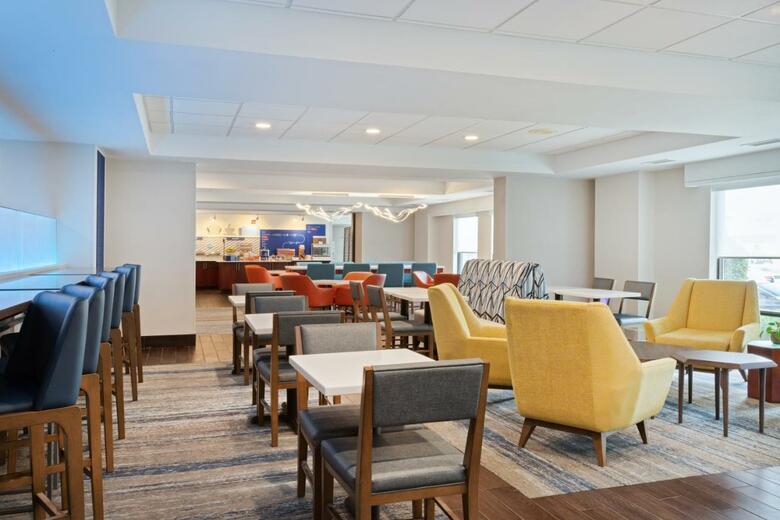 Hotel Holiday Inn Express & Suites Cincinnati Riverfront