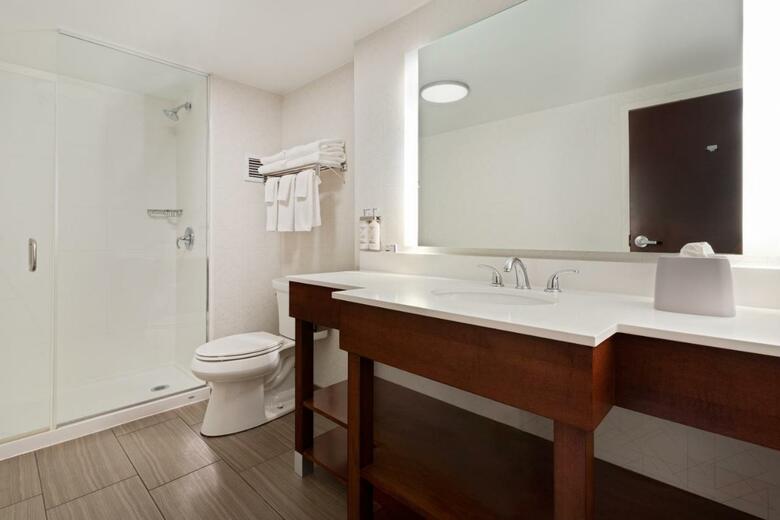 Hotel Holiday Inn Express & Suites Cincinnati Riverfront