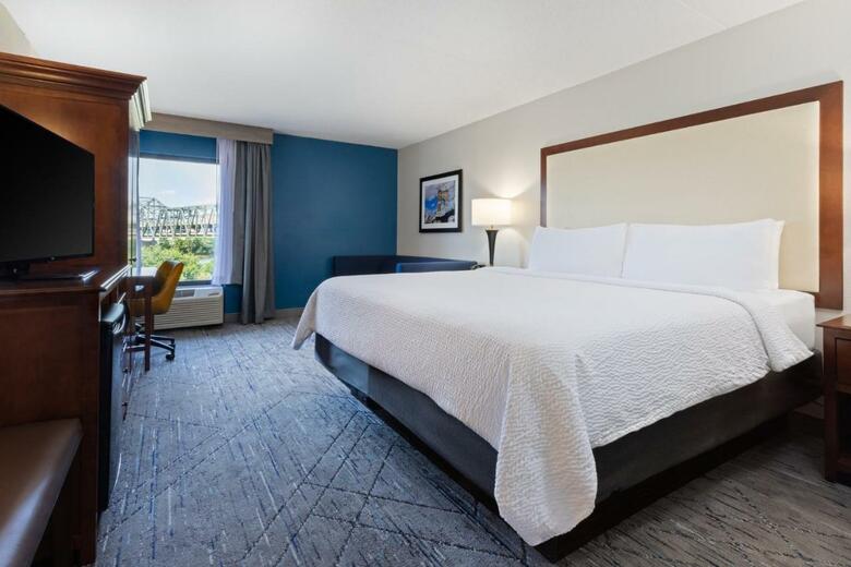 Hotel Holiday Inn Express & Suites Cincinnati Riverfront