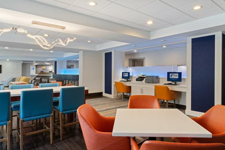 Hotel Holiday Inn Express & Suites Cincinnati Riverfront
