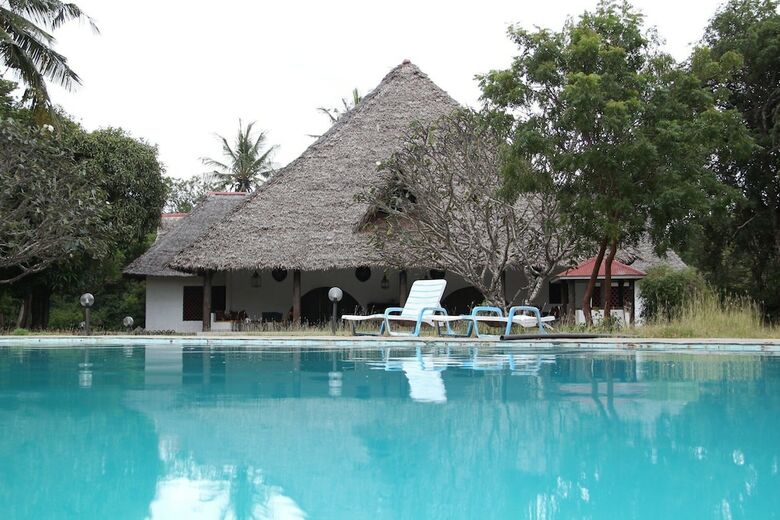 Hostal Travellers Paradise Diani