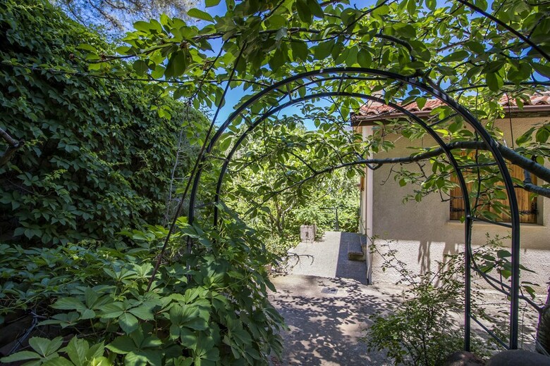 Kyveli Cottage