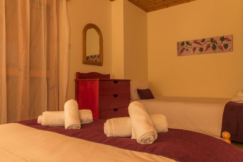Kyveli Cottage