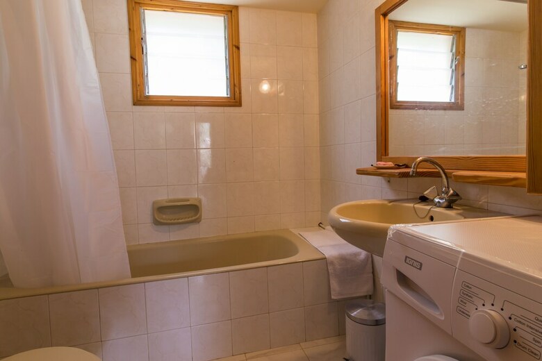Kyveli Cottage