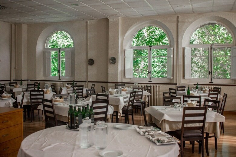 Hotel Balneario de Manzanera El Para�so