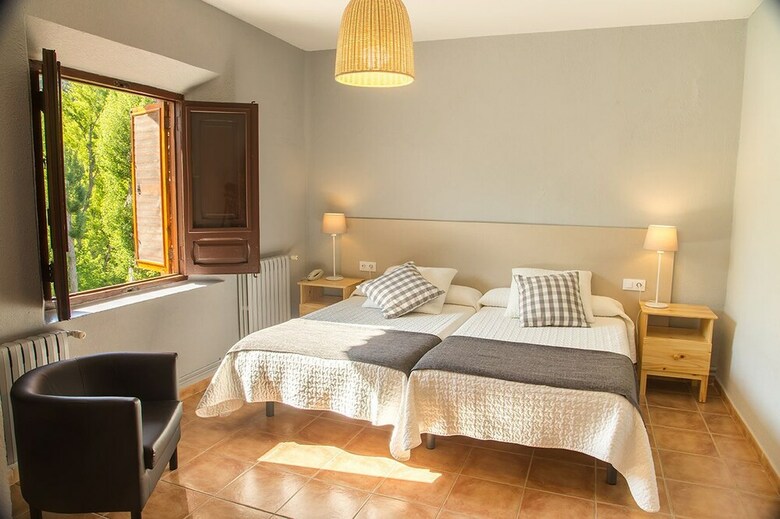 Hotel Balneario de Manzanera El Para�so