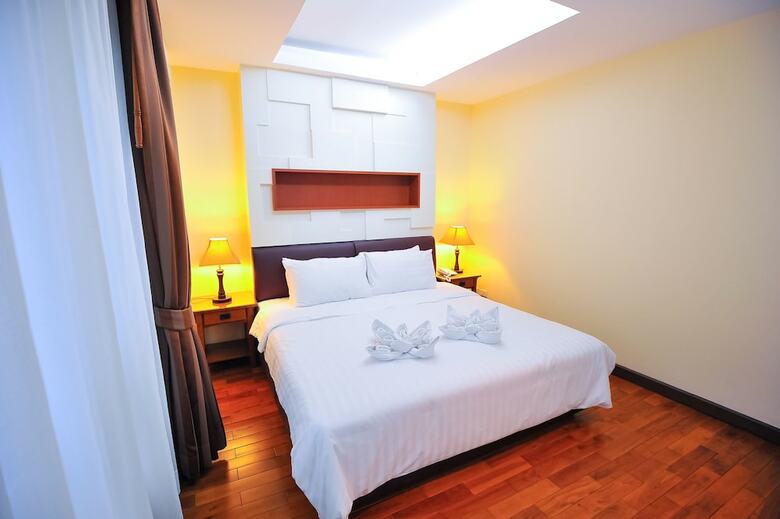 Hotel 42 Grand Residence