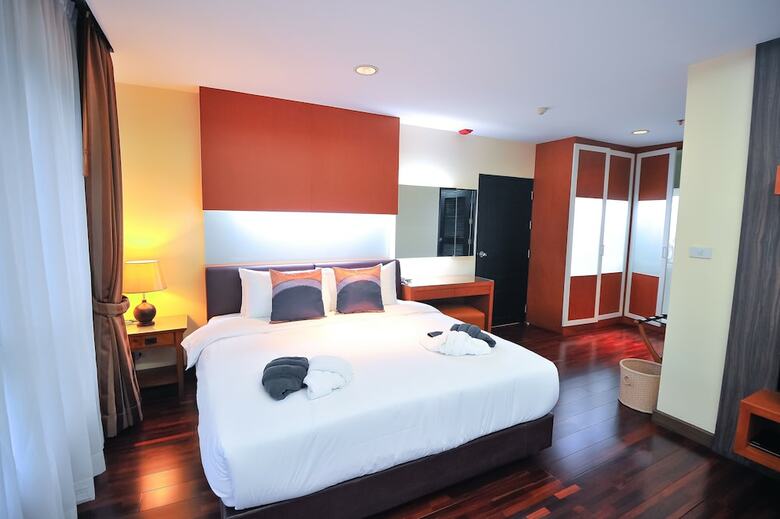 Hotel 42 Grand Residence