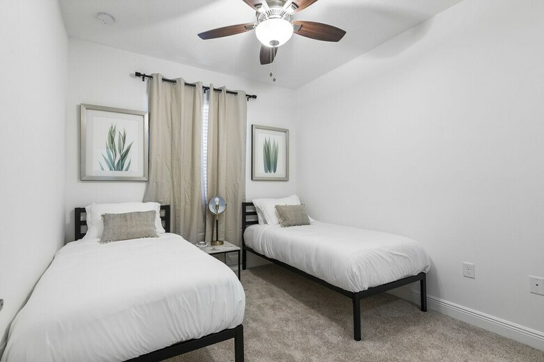 Kasa Davie Apartments