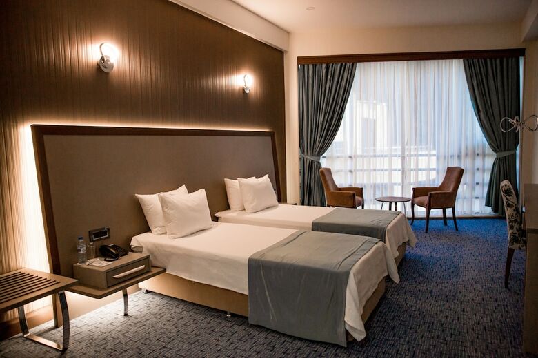 Khazar Palace Hotel & Restaurant