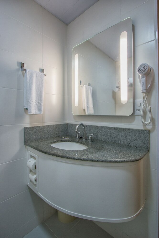 Hotel Le Canard Joinville