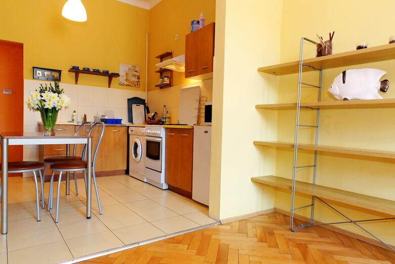 P&j Apartments