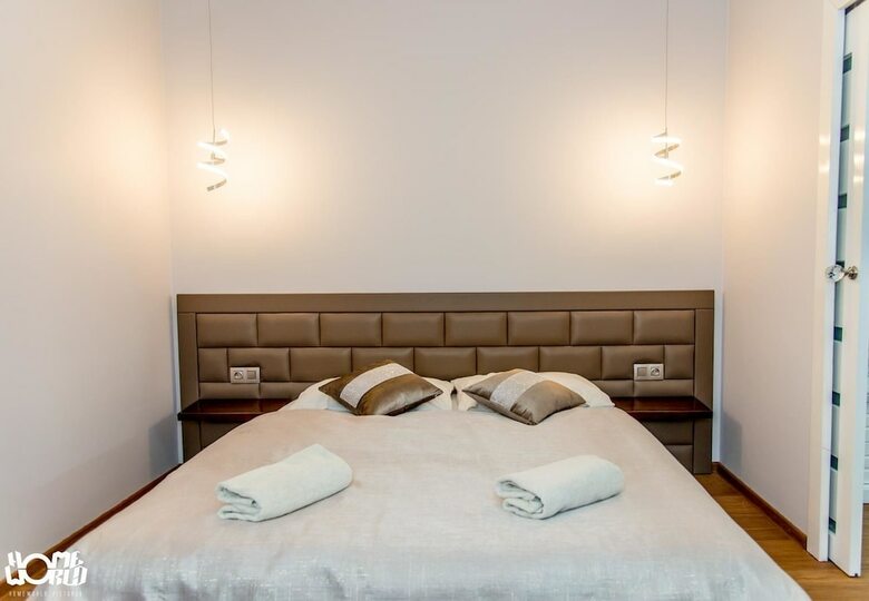 P&j Apartments
