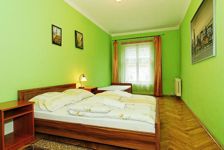 P&j Apartments