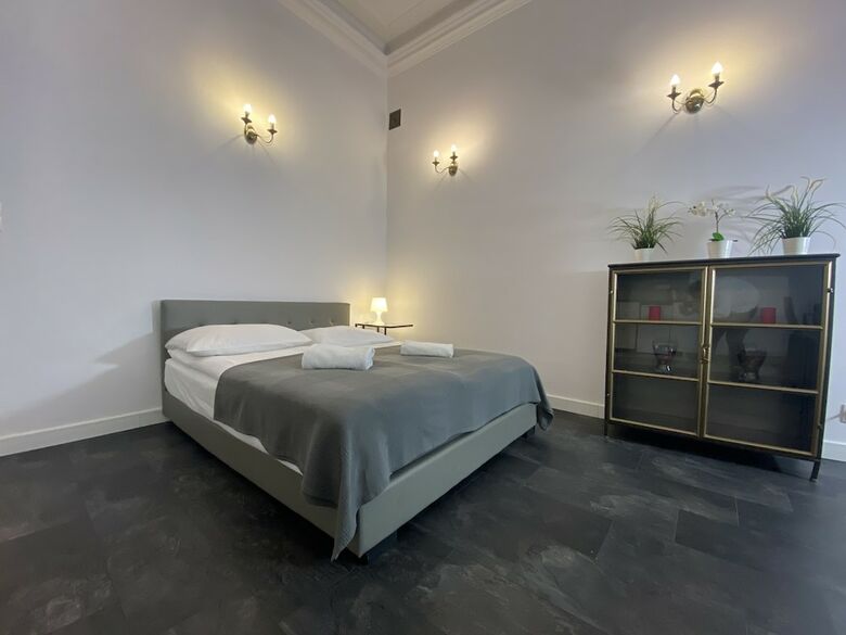 P&j Apartments