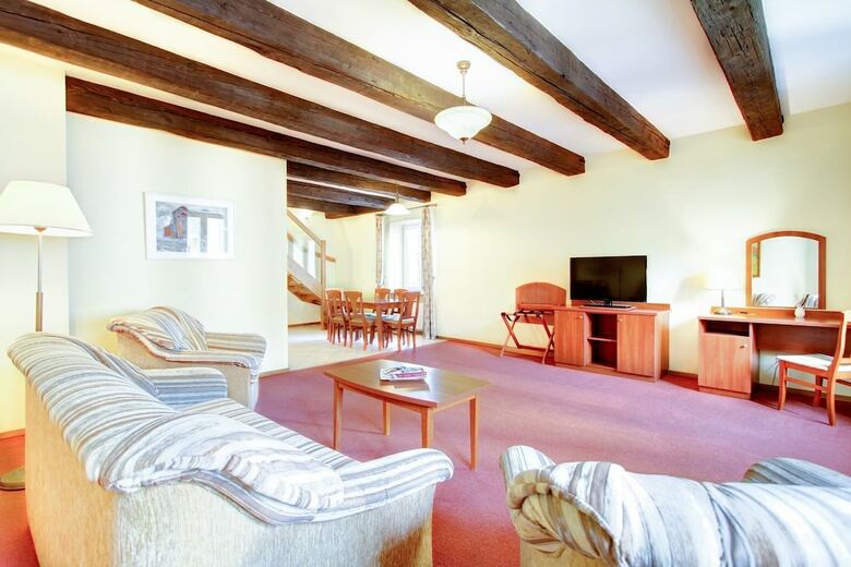 P&j Apartments