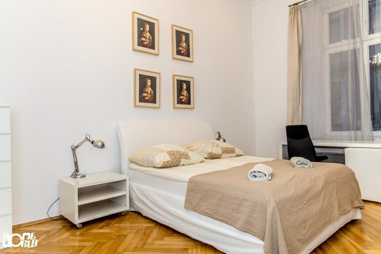 P&j Apartments