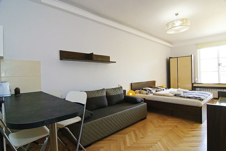P&j Apartments