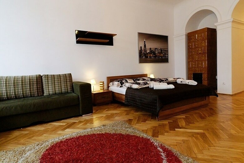 P&j Apartments