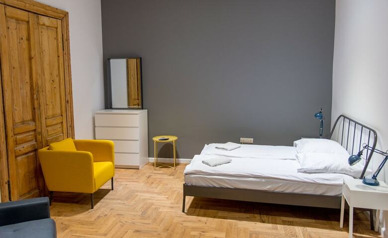P&j Apartments