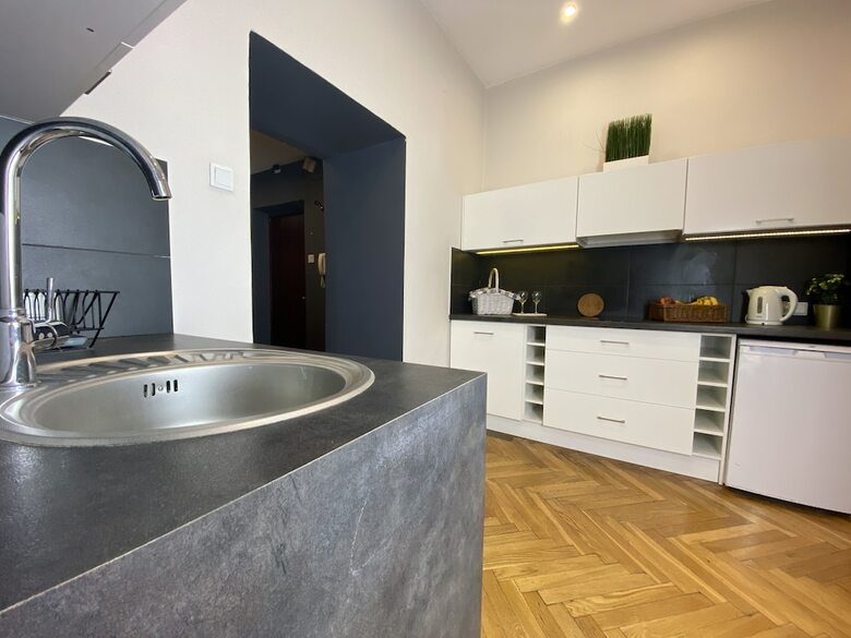 P&j Apartments