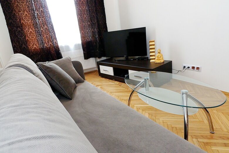 P&j Apartments