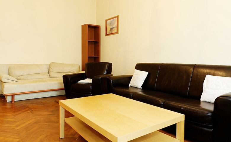 P&j Apartments