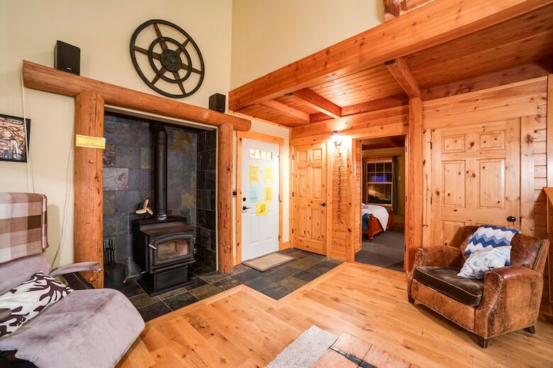 Mt. Baker Lodging Cabin 11 ? Hot Tub, Bbq, Sleeps 6! By Mbl