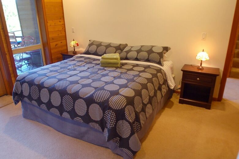 Mt. Baker Lodging Cabin 7 ? Lakefront, Sleeps 10! By Mbl
