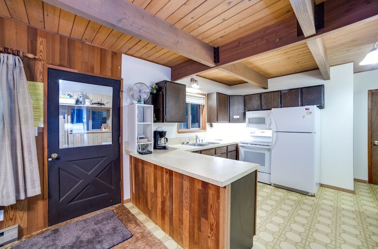 Mt. Baker Lodging Cabin 27 ?wifi, Pets Ok, Sleeps 10! By Mbl