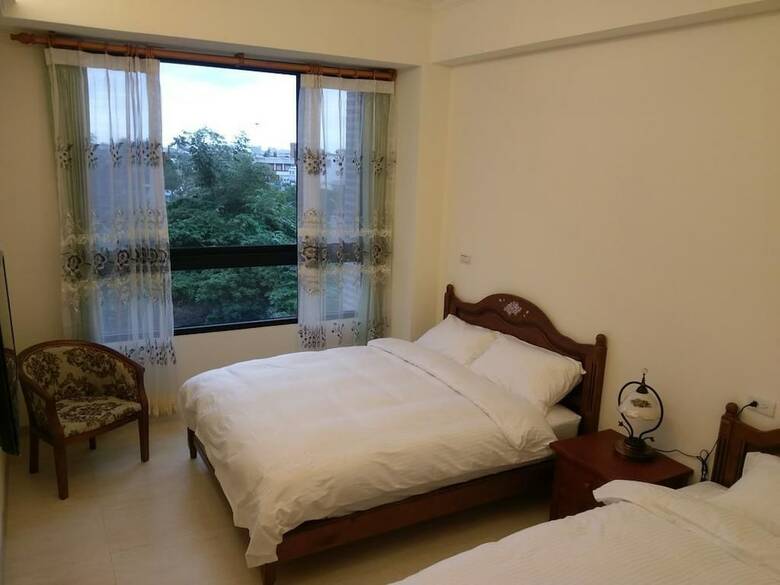 Hotel Dolphin Love B&B