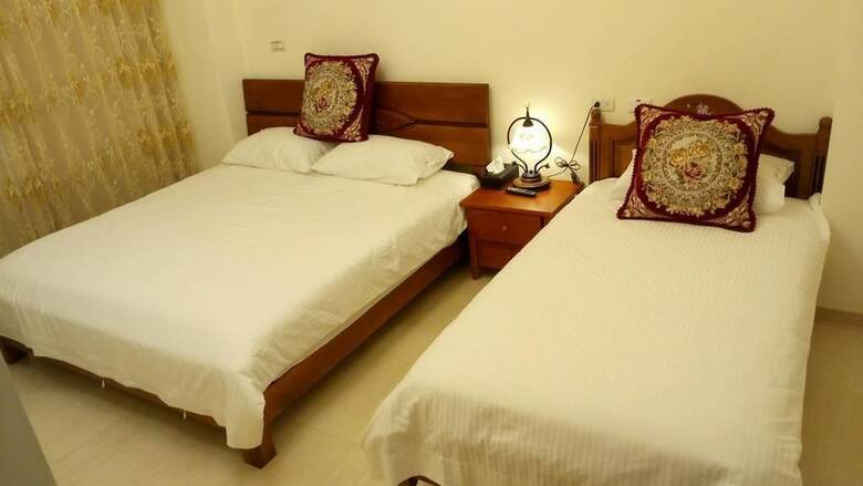 Hotel Dolphin Love B&B