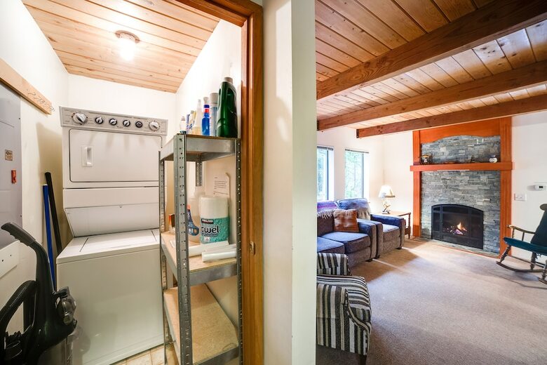 Mt. Baker Lodging Cabin 67 ? Hot Tub, Frpl, Sleeps 5! By Mbl