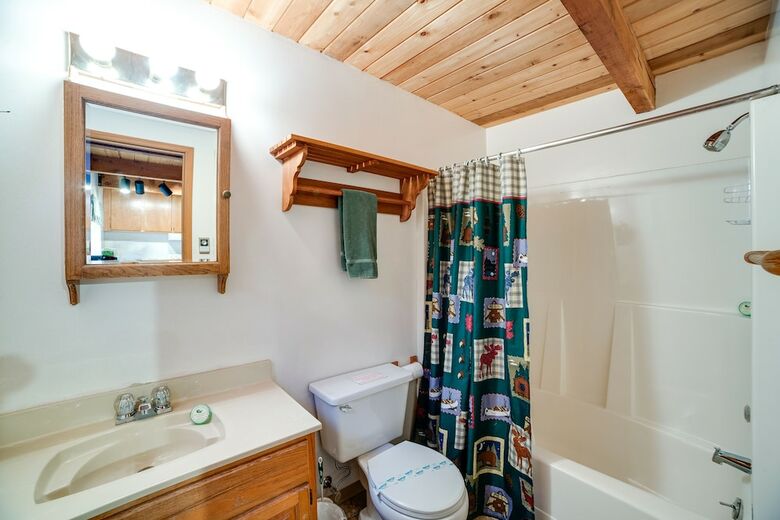 Mt. Baker Lodging Cabin 67 ? Hot Tub, Frpl, Sleeps 5! By Mbl