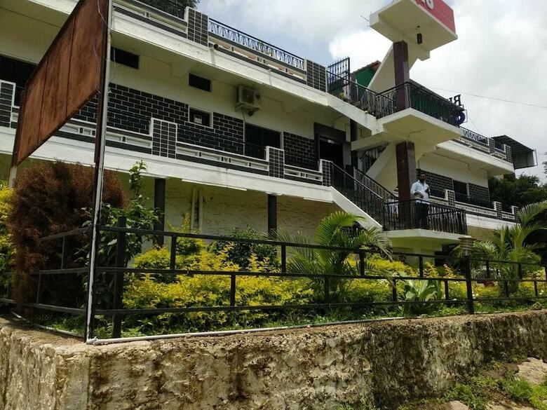 Hotel Lasa By Ashoka