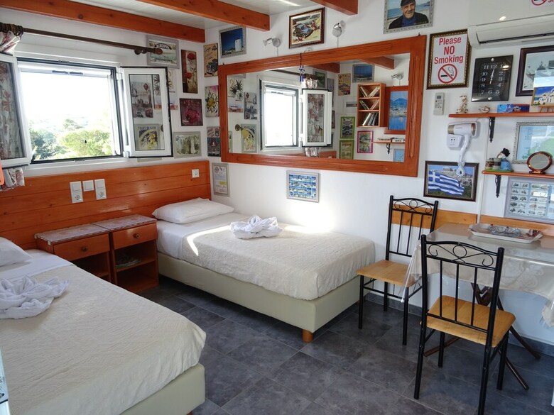 Kontaratos Studios & Apartments