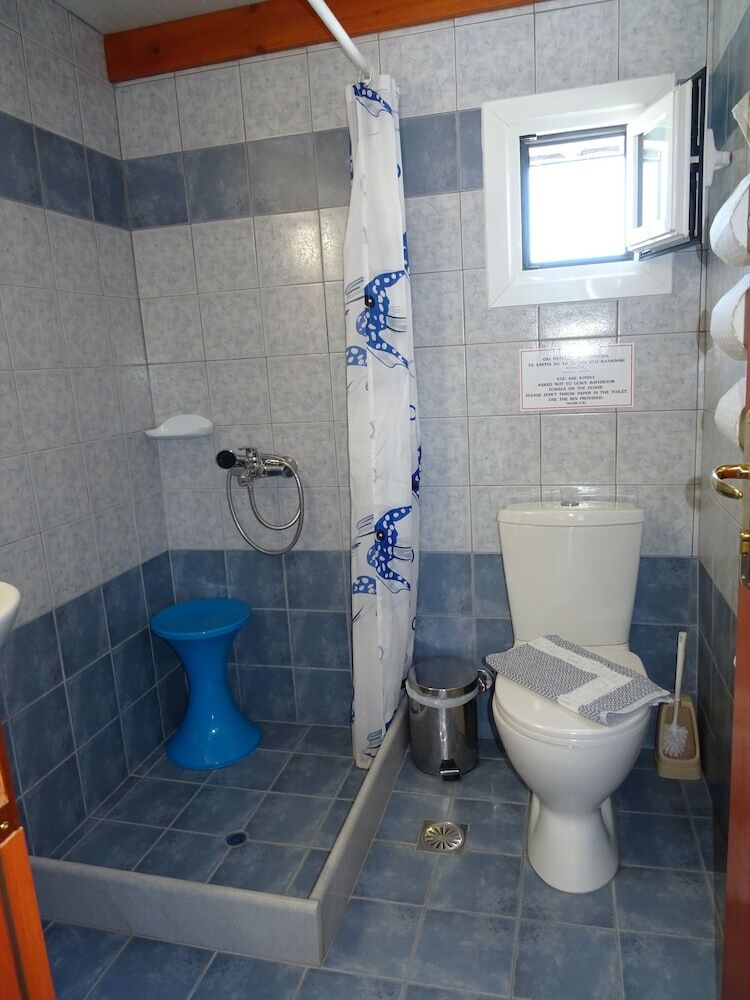 Kontaratos Studios & Apartments