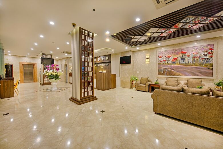 Sun River Hotel