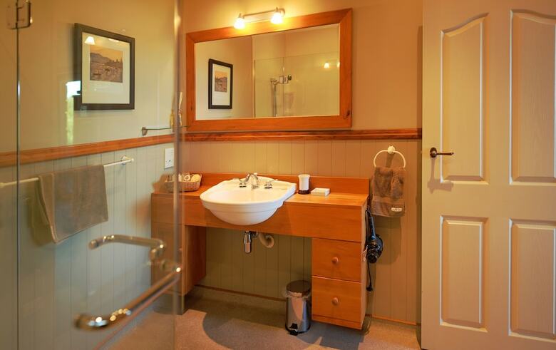 Bed & Breakfast Tauhara Sunrise Lodge