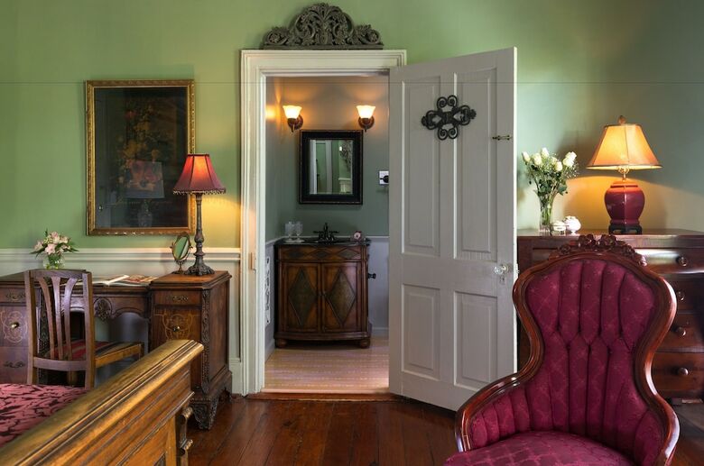 The Aerie Bed And Breakfast